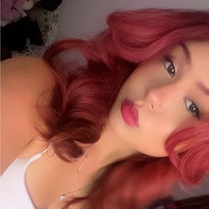 Meet your Posher, Mikala